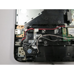 Замена порта зарядного устройства Toshiba Satellite L855-S5119